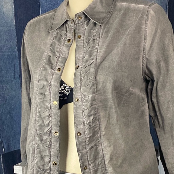 🔴Tribal DeNime Long Sleeve Button Down Shirt - Picture 2 of 9